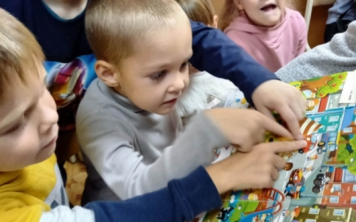 Более 4000 омичей познакомились с книгами Литературного экспресса image 3