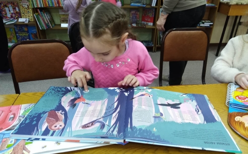 Более 4000 омичей познакомились с книгами Литературного экспресса image 7